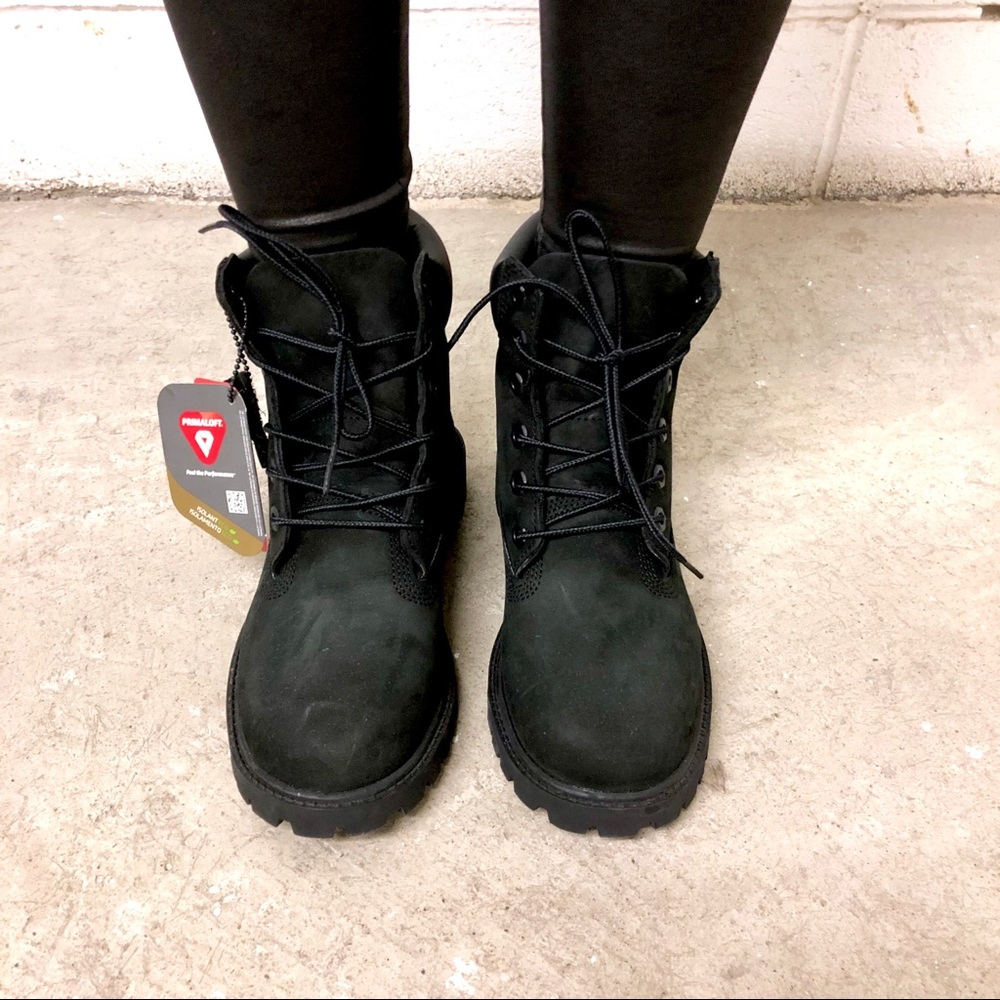 Black Leather Timberlands size 6 Women’s